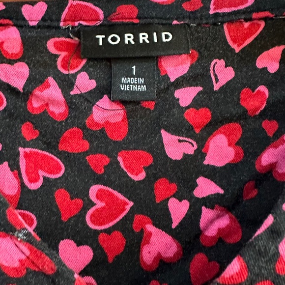 Torrid Zip Front Heart Patterned Shirt Dress Red and Black Torrid 1 - US 16/18 - Picture 4 of 10